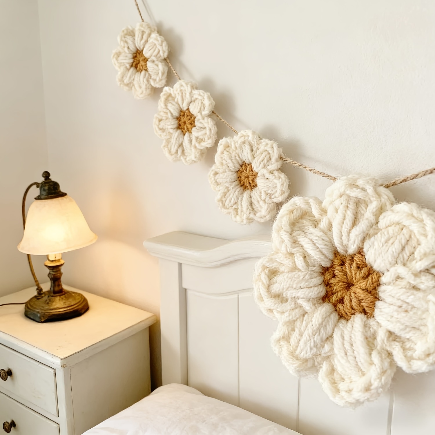 Home Decor Daisy - 8 Stück 1,8 Meter lange gehäkelte